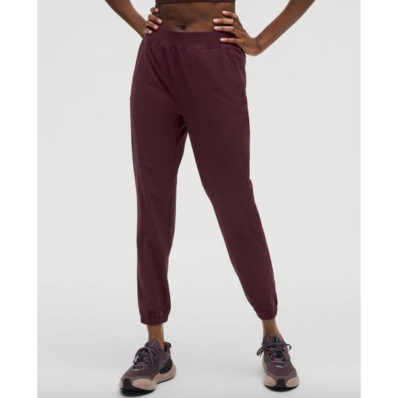Lululemon Pants - Lululemon Womens Adaptive State Jogger 4 Burgundy Red Zip Ankle Excellent W5CVMS